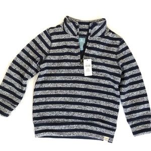 Boy’s Gap sweater 3T